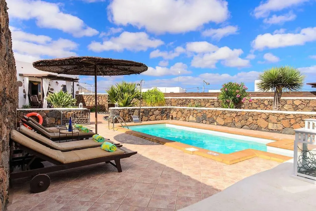 El Caserío de Güime Villa con Piscina Climatizada San Bartolomé Casa rural