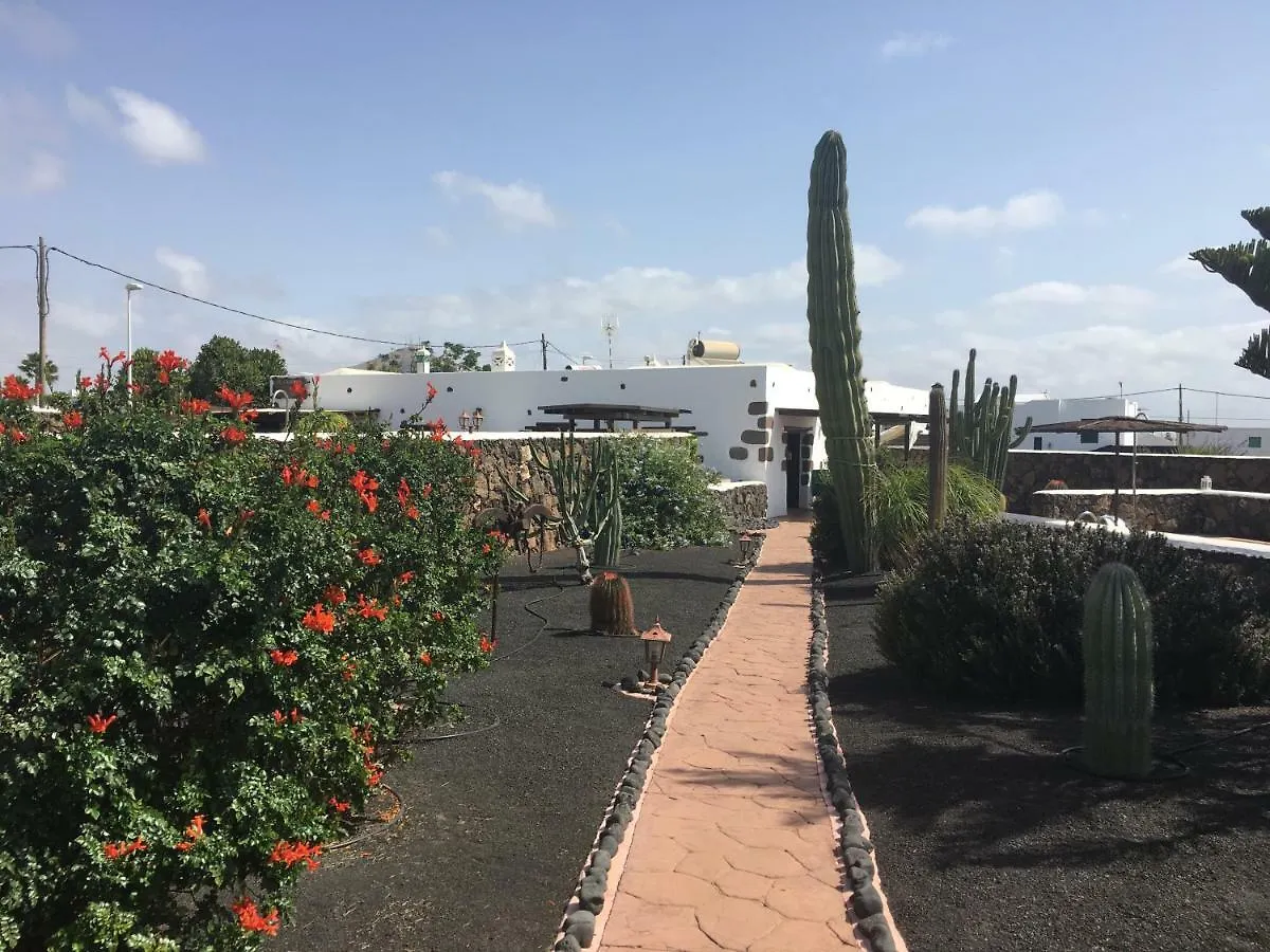 El Caserío de Güime Villa con Piscina Climatizada San Bartolomé España