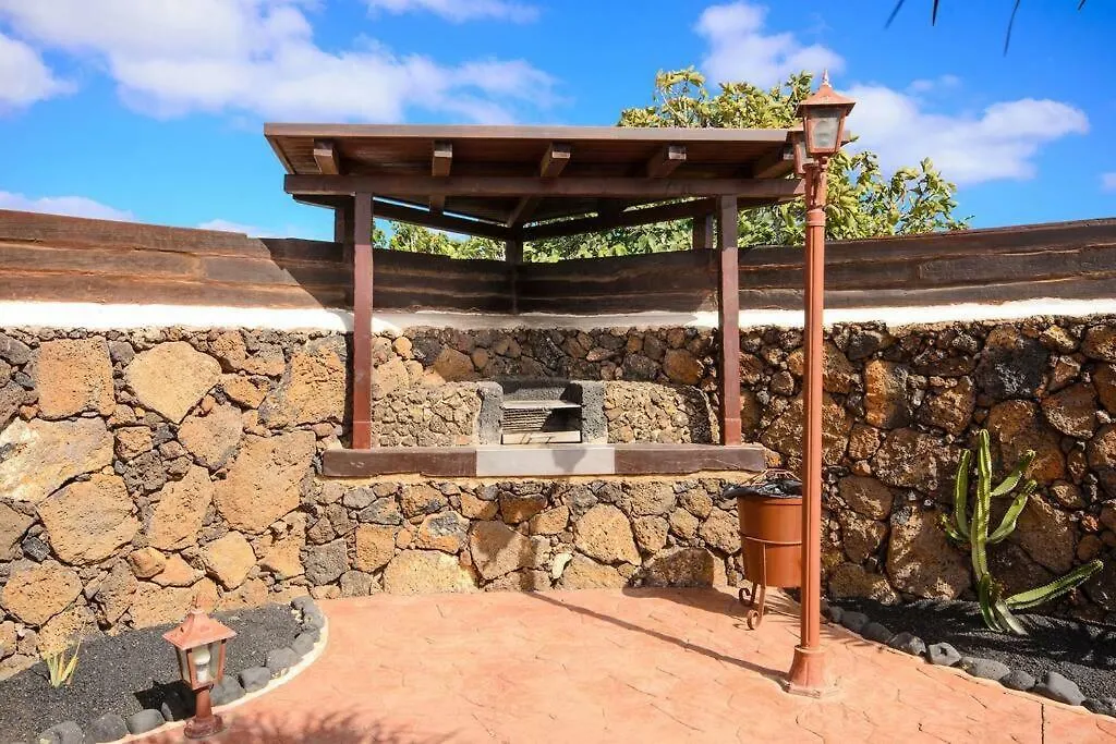 El Caserío de Güime Villa con Piscina Climatizada San Bartolomé 0*,  España